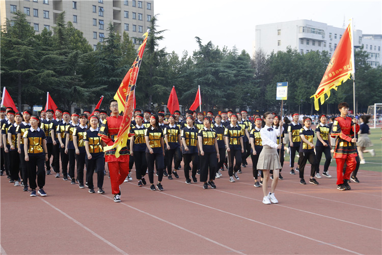 圖片7：高二四班方隊.JPG