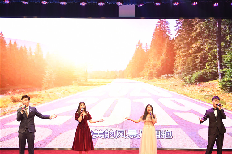 歌曲 《我們都是追夢人》.jpg