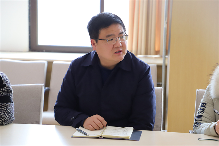 圖片4：鄭州中學(xué)常委委員、校長(zhǎng)助理田玉寶講話.JPG