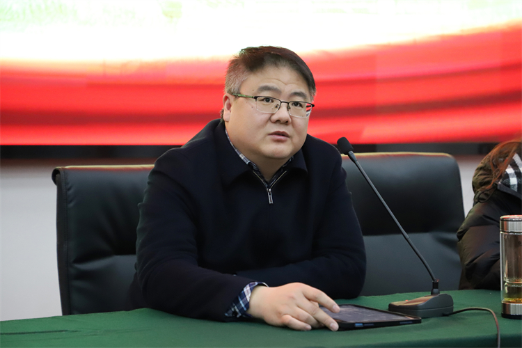 圖片三 黨委委員、副校長田玉寶部署國際部工作.JPG