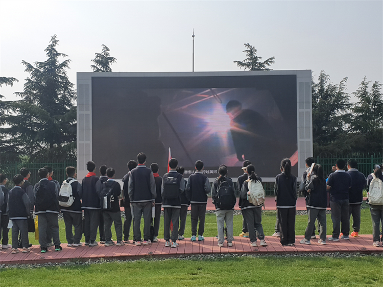 圖片6：觀看穿黃工程專題宣傳片.jpg